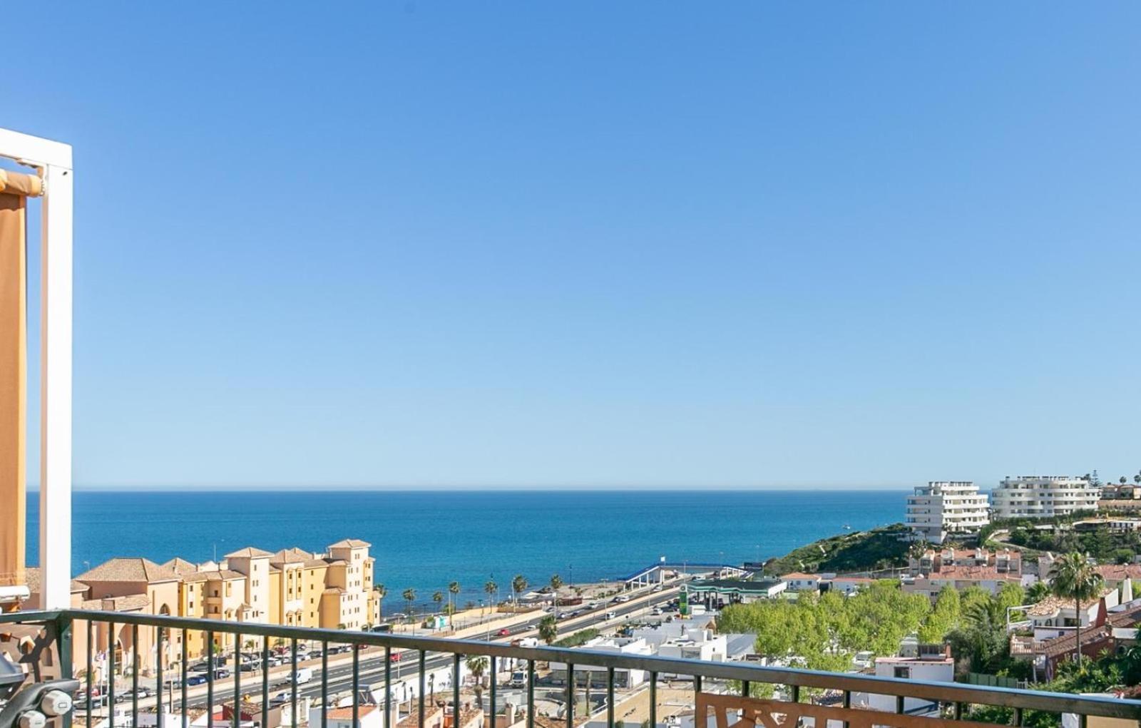 Penthouse Beach Apartment Fuengirola Bagian luar foto